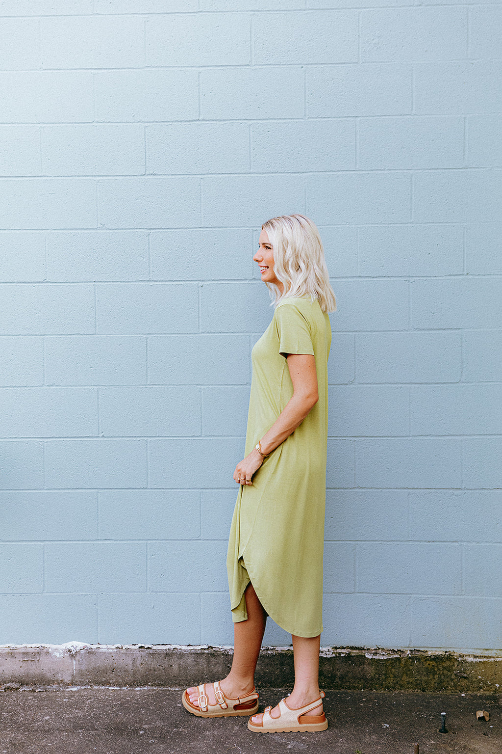 Olivia Casual Dress in Pale Olive