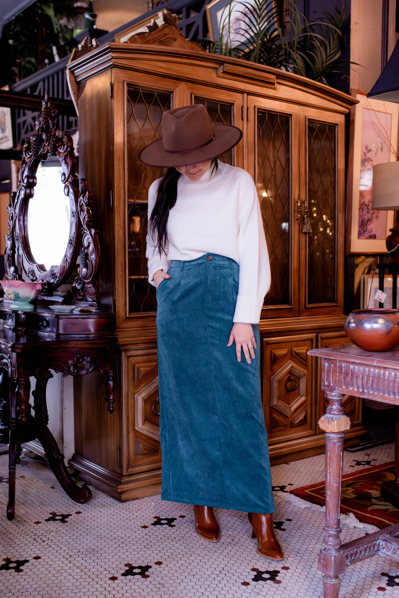Ivy Corduroy Skirt in Faded Green