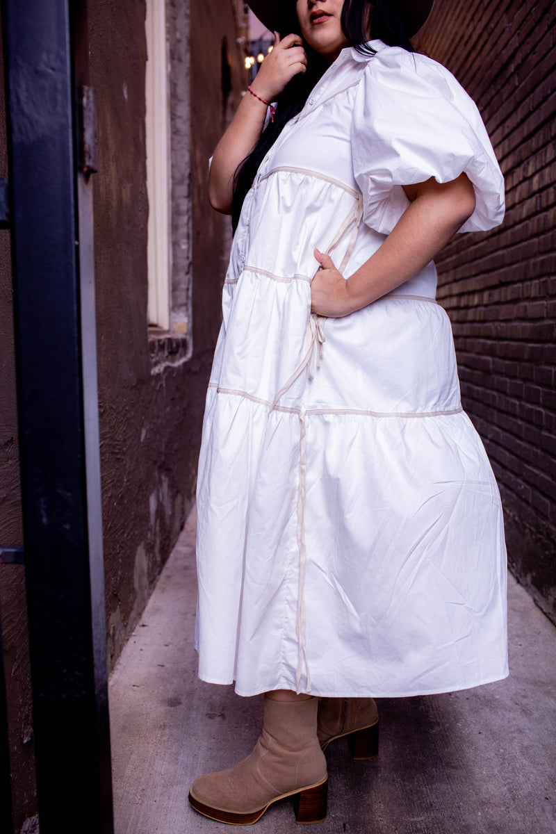 Sofie Dress in White Beige