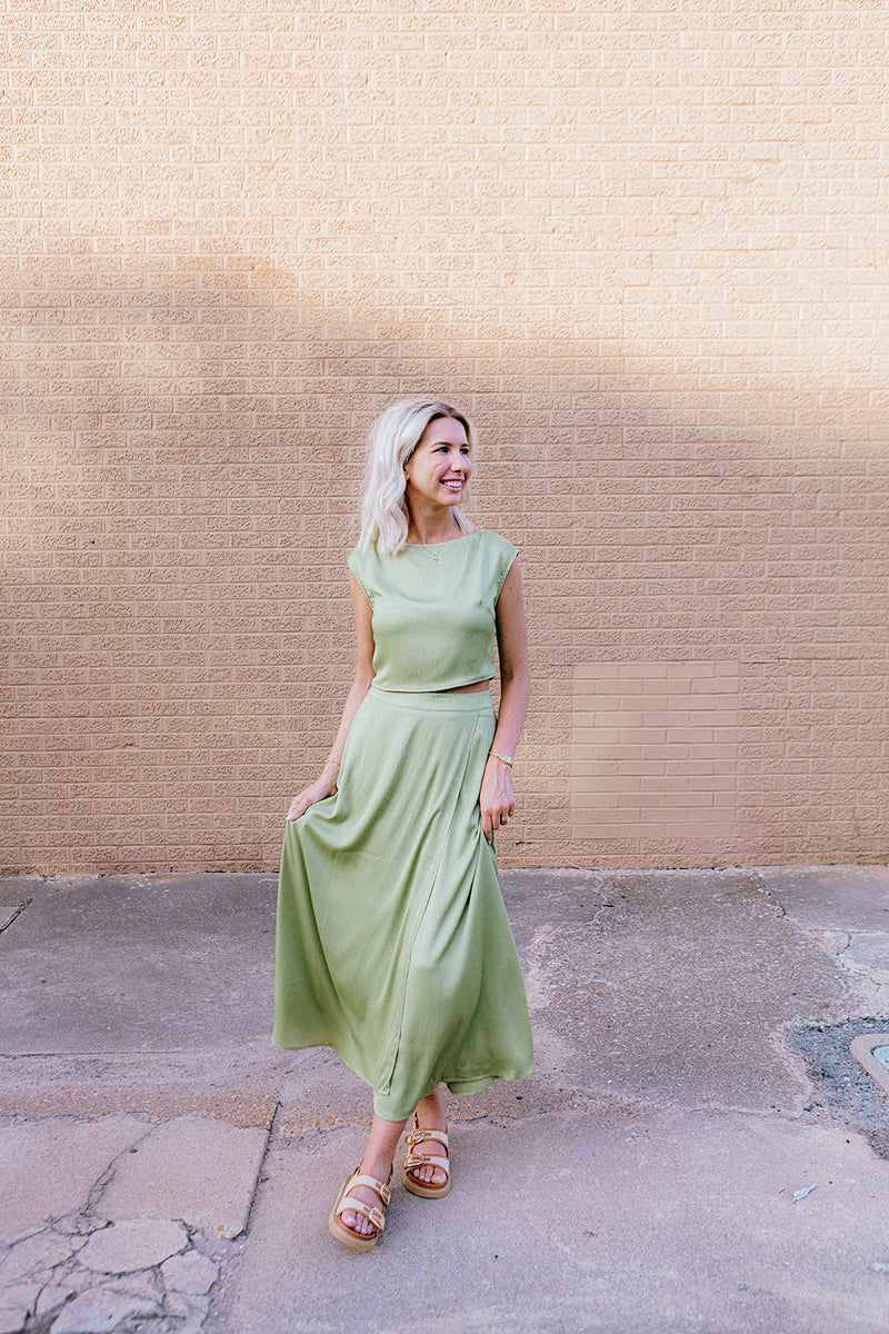 Willow set in Matcha green
