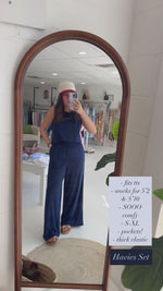 Havies Set in Navy