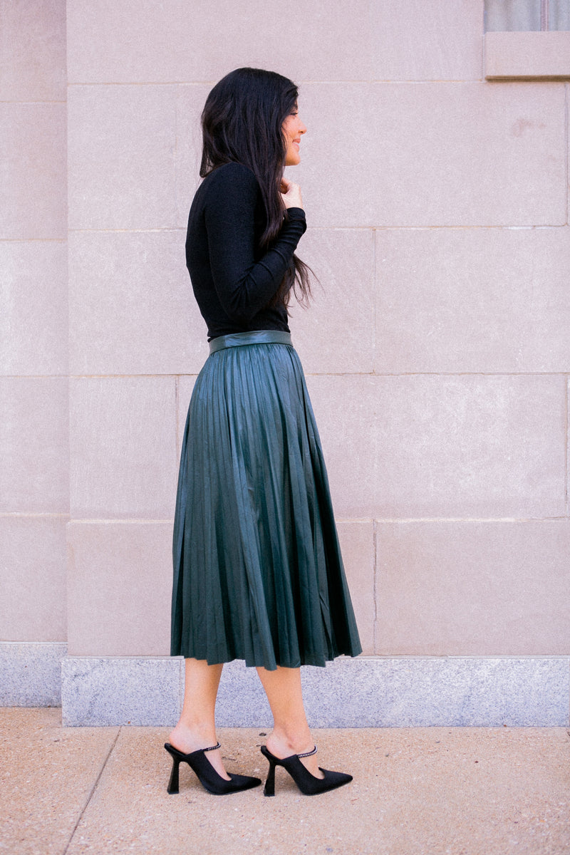 Kendall Skirt in Hunter Green