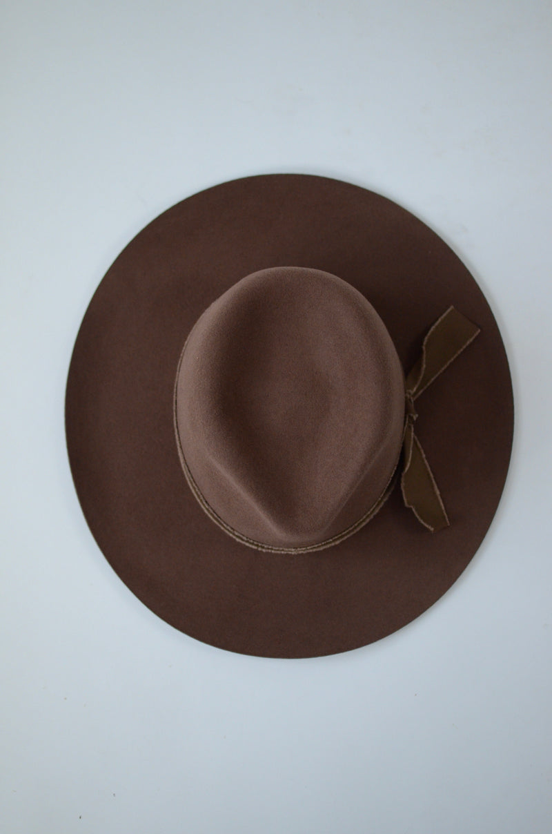 The Nicole Felt Hat in Brown